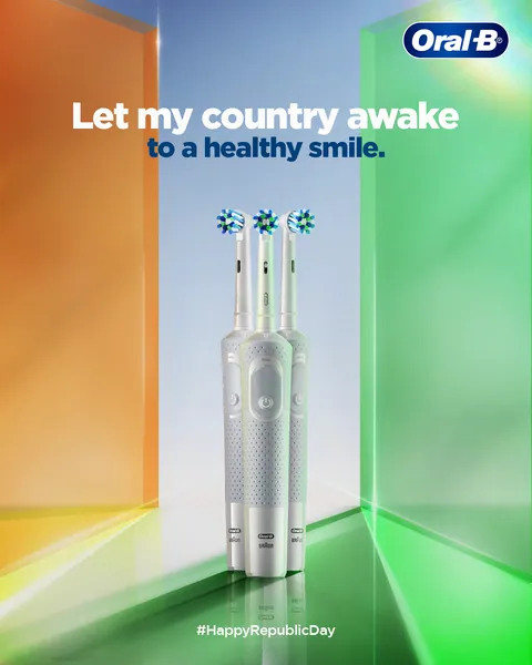 Republic Day: three white brushes in tricolour light, 'Let my country awake to a healthy smile'.
